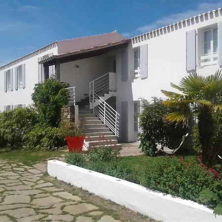 L'escale A L'ile D'yeu Отель 3*